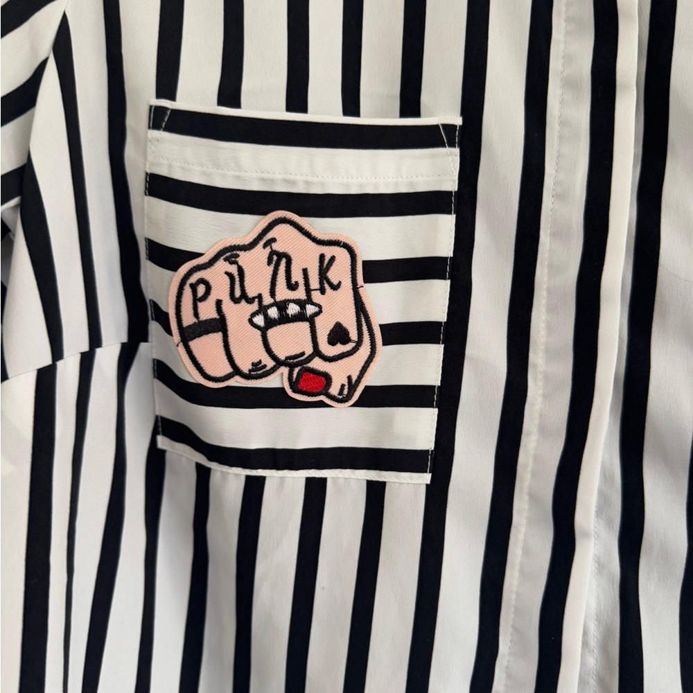 Customized OOAK Ladies’ Button-Down - Picture 2 of 6